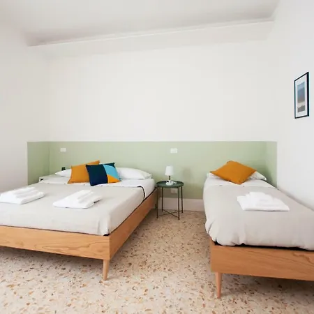 לינה וארוחת בוקר Casa27 טרצ'ינה